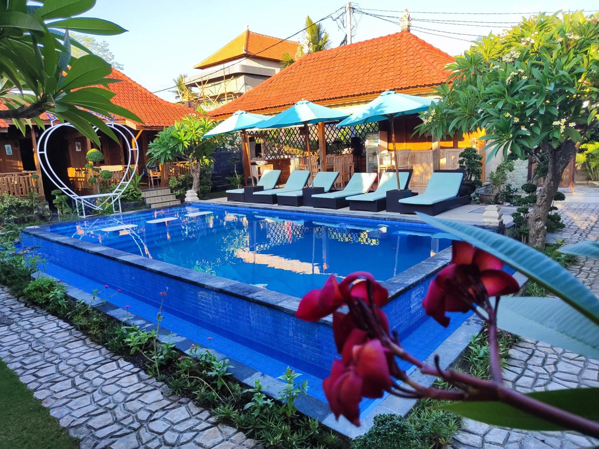 Hotel Grand Cory à Batununggul Extérieur photo